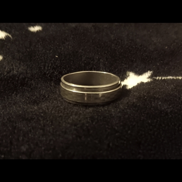 Spinning Stress Reliever Ring - Picture 2 of 2